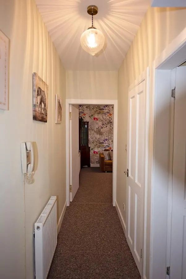 Cosy One Bedroom Flat In City Center Edimburgo Apartamento