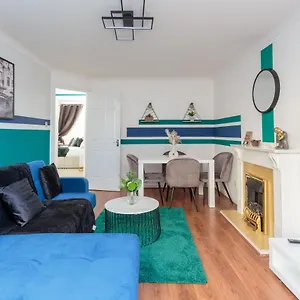 Stylish 2 Bedroom In Edimburgo